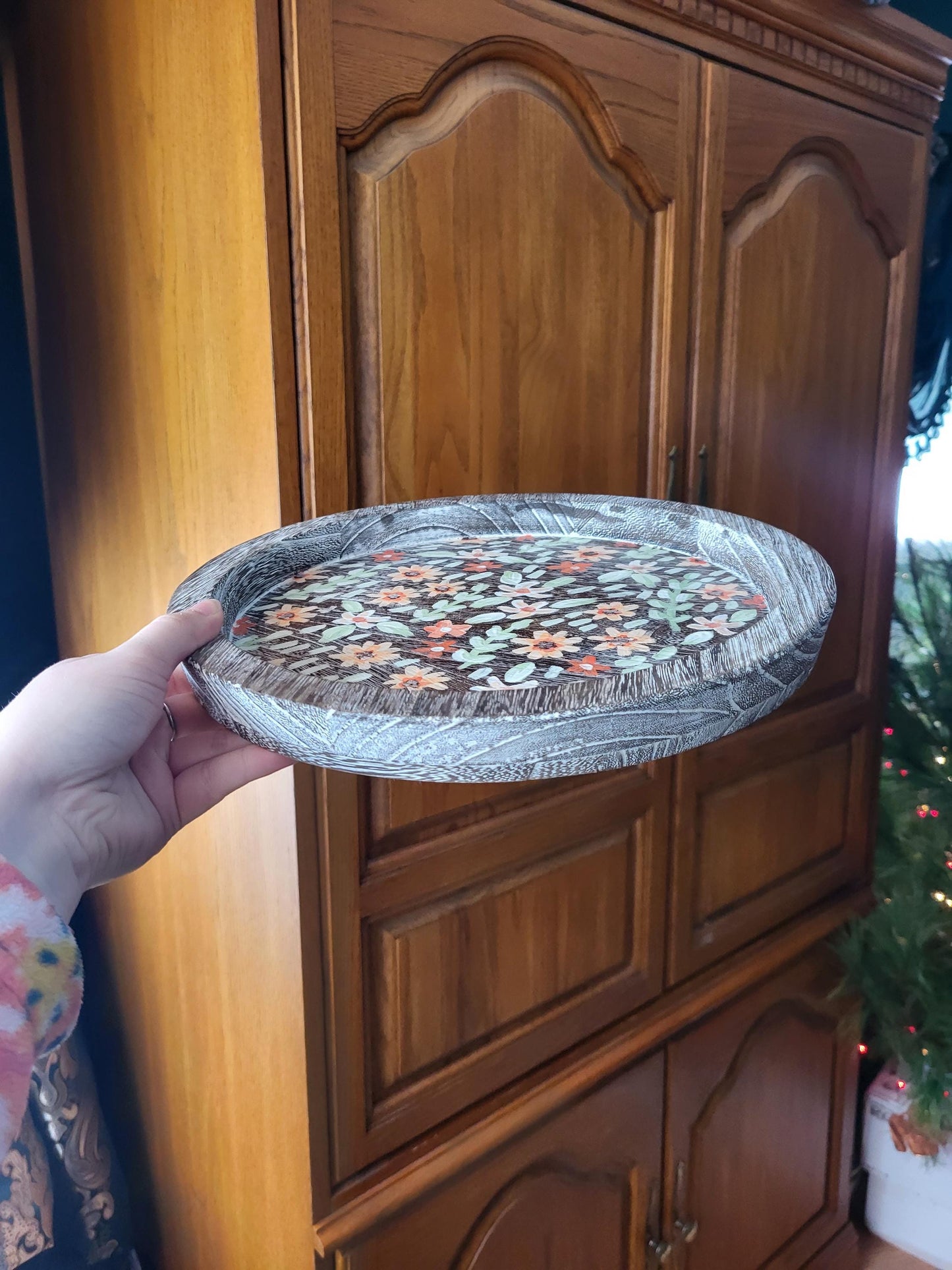 acrylic floral wooden tray*acrylic art on tray*wooden tray*painted wooden tray*floral painted wooden trays*flower tray art*wooden trays art