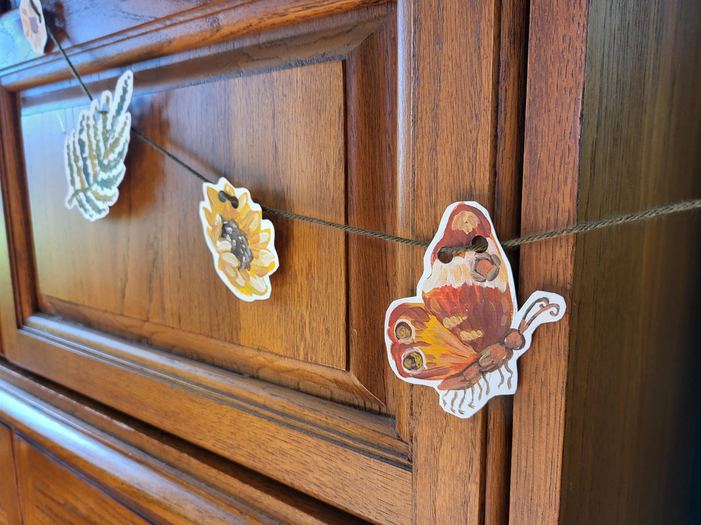 digital garland download*print it yourself diy garland*digital art download*cut out garland art*spring garland diy*diy spring decoration*