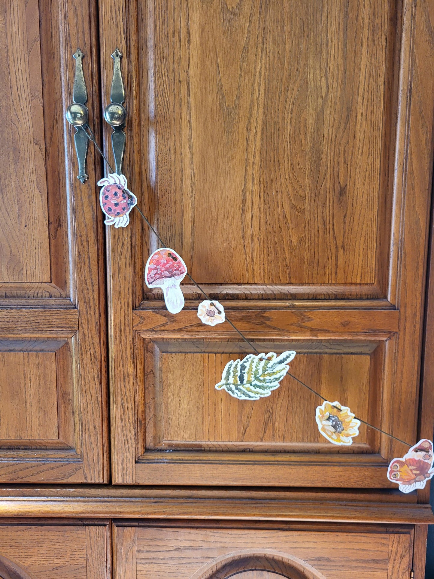 digital garland download*print it yourself diy garland*digital art download*cut out garland art*spring garland diy*diy spring decoration*
